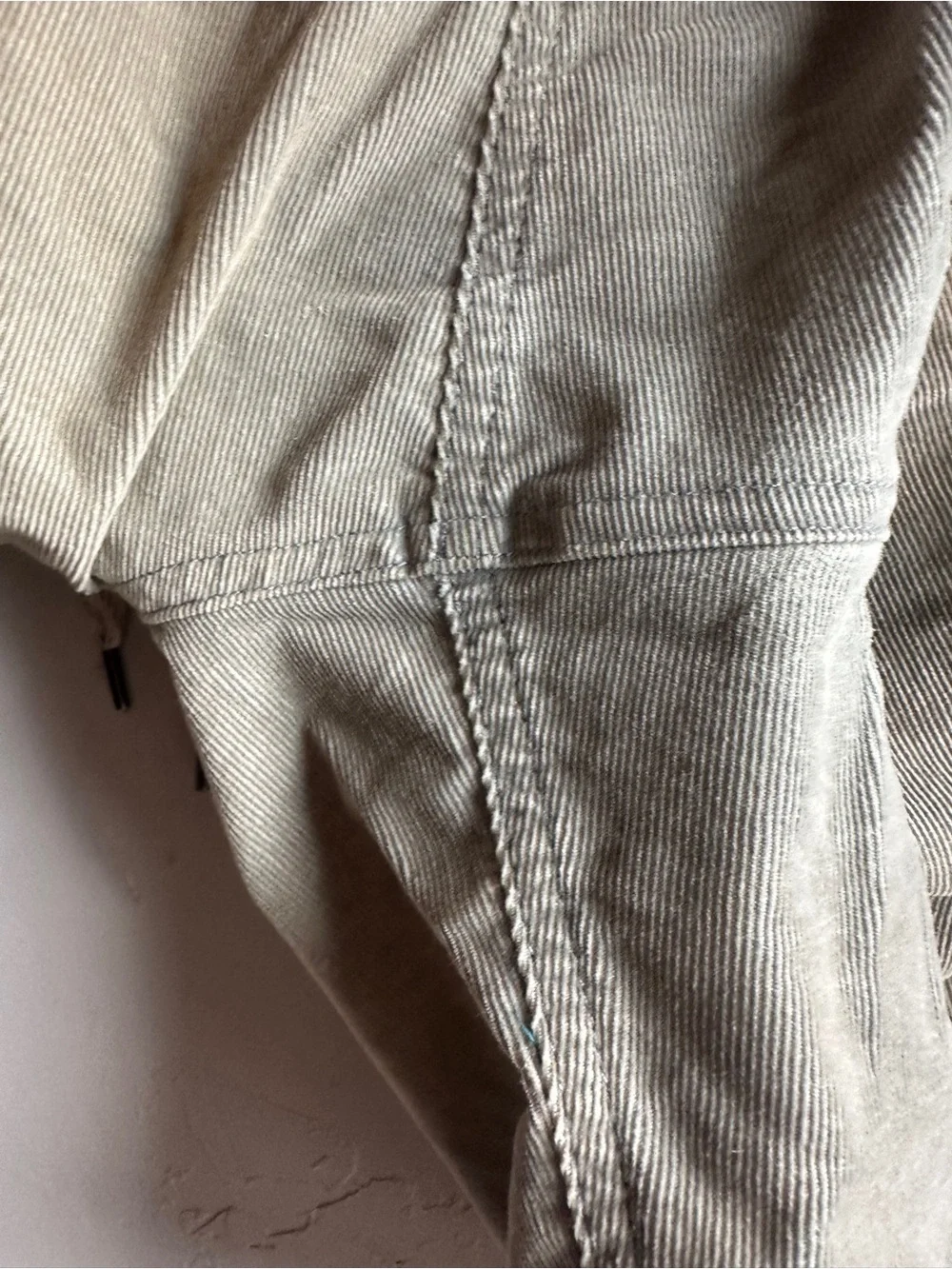 Vuori Optimist Corduroy Shorts Workwear Skate Grunge Mens L Flawed Discoloration